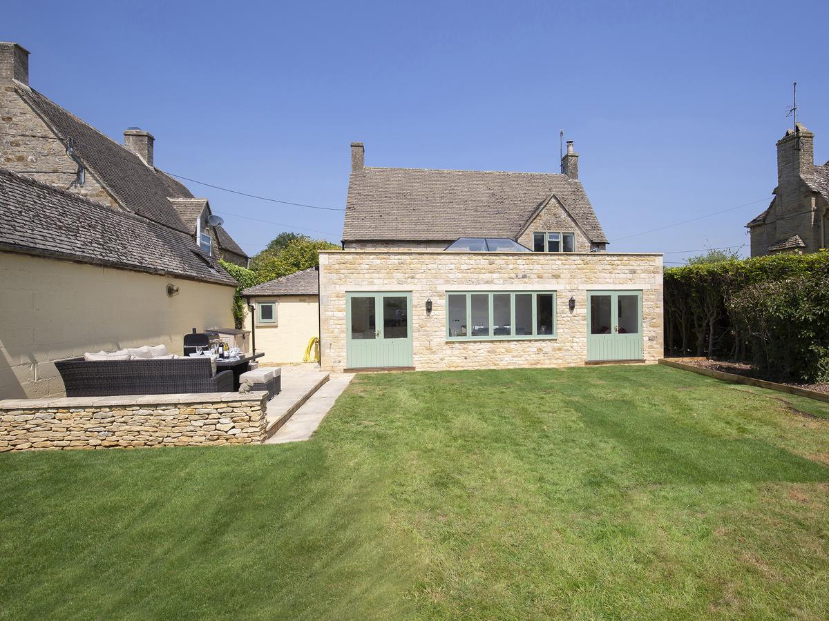 South Winds Villa Bourton-on-the-Water Bagian luar foto