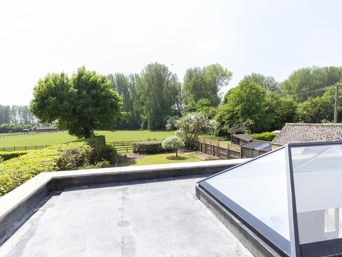 South Winds Villa Bourton-on-the-Water Bagian luar foto